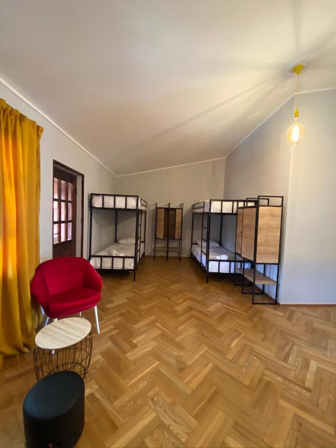 Red Door Daire Tiflis Dış mekan fotoğraf