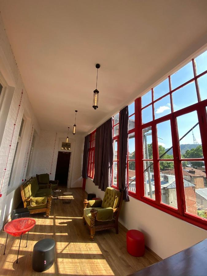 Red Door Daire Tiflis Dış mekan fotoğraf